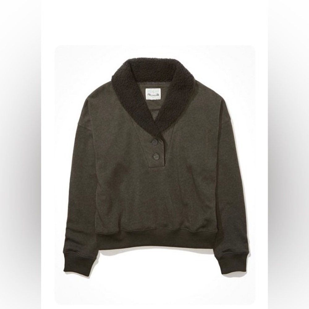 AE Sherpa collar Henley sweatshirt